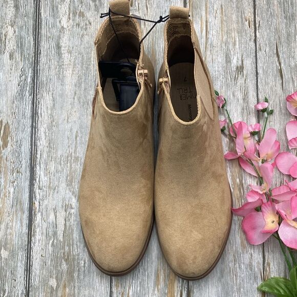 Women’s Core Chelsea Ankle Boot Bootie Shoes Size 7 - Picture 1 of 12